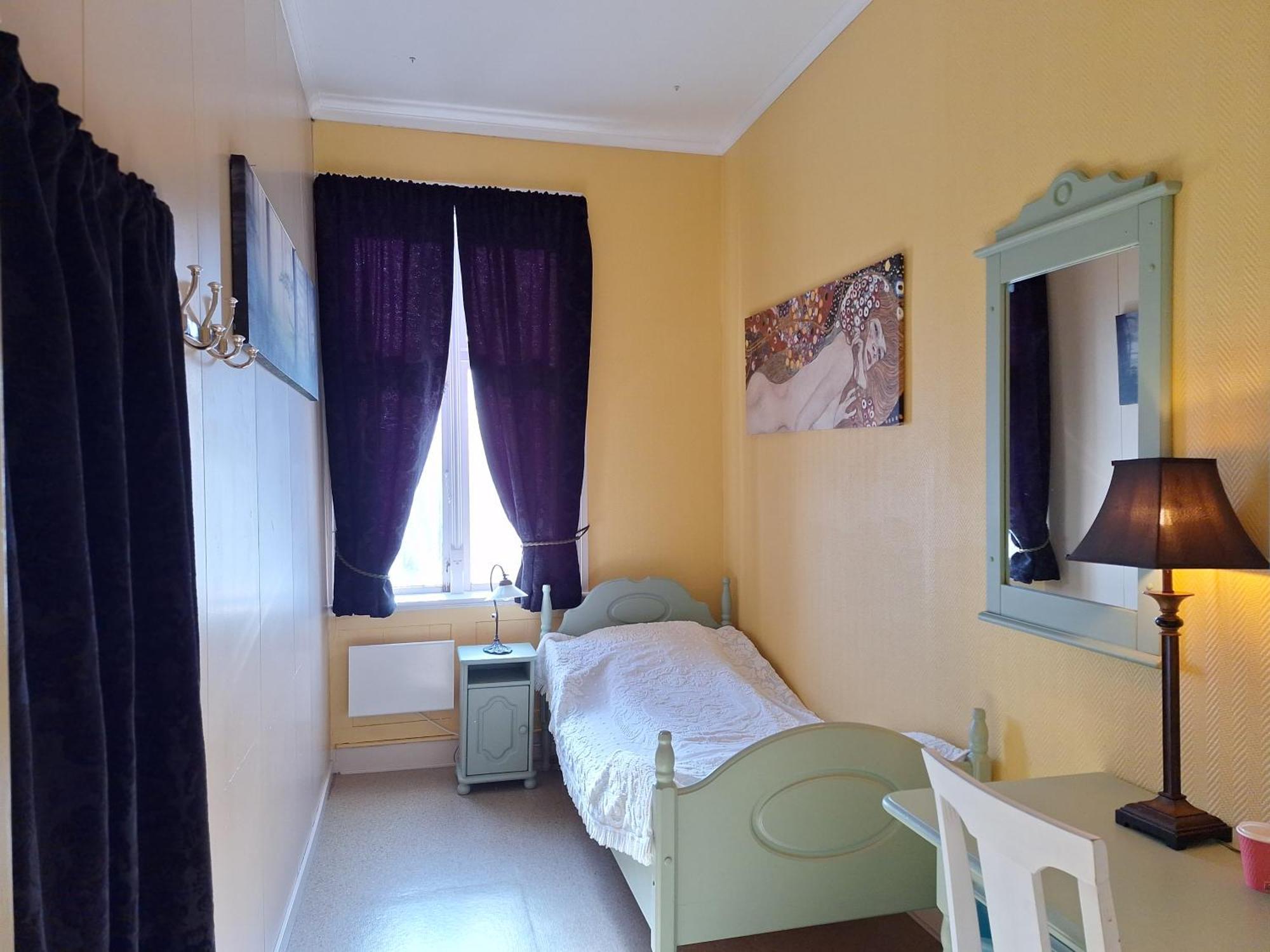 Tjotta Gjestegaard Guest house